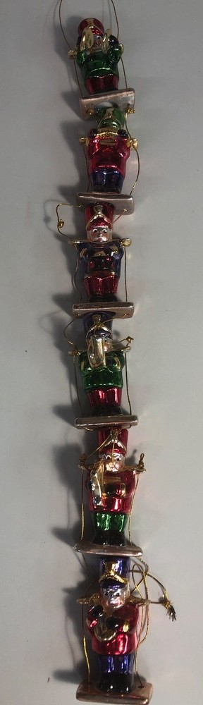 Santa's Collection, climbing nutcrackers (388)