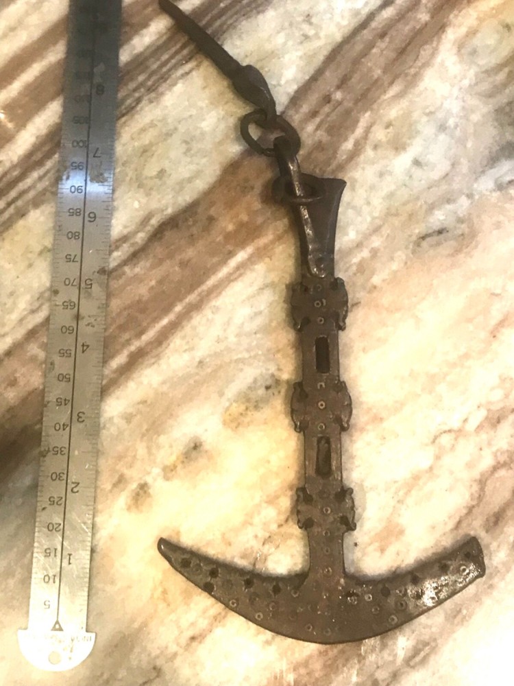 18TH CENTURY FLINT KNAPPING TOOL AND TOUCH HOLE CLEANER