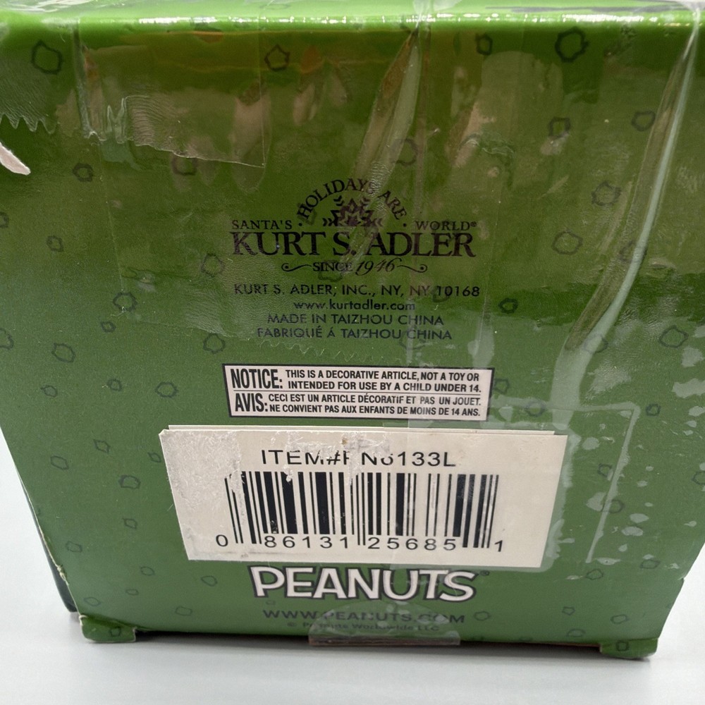 Kurt Adler Hollywood Nutcracker Collection, Peanuts Snoopy Nutcracker, 12"