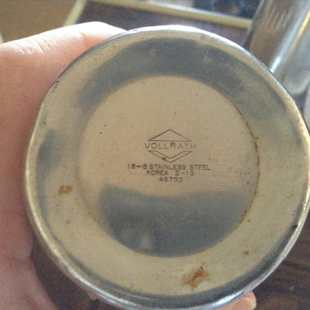 Stainless steel mixing cups