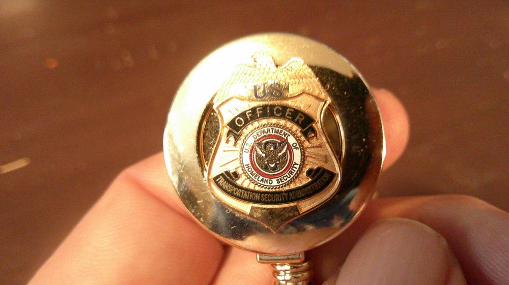 Transportation Security Administration Retractable ID Reel #D