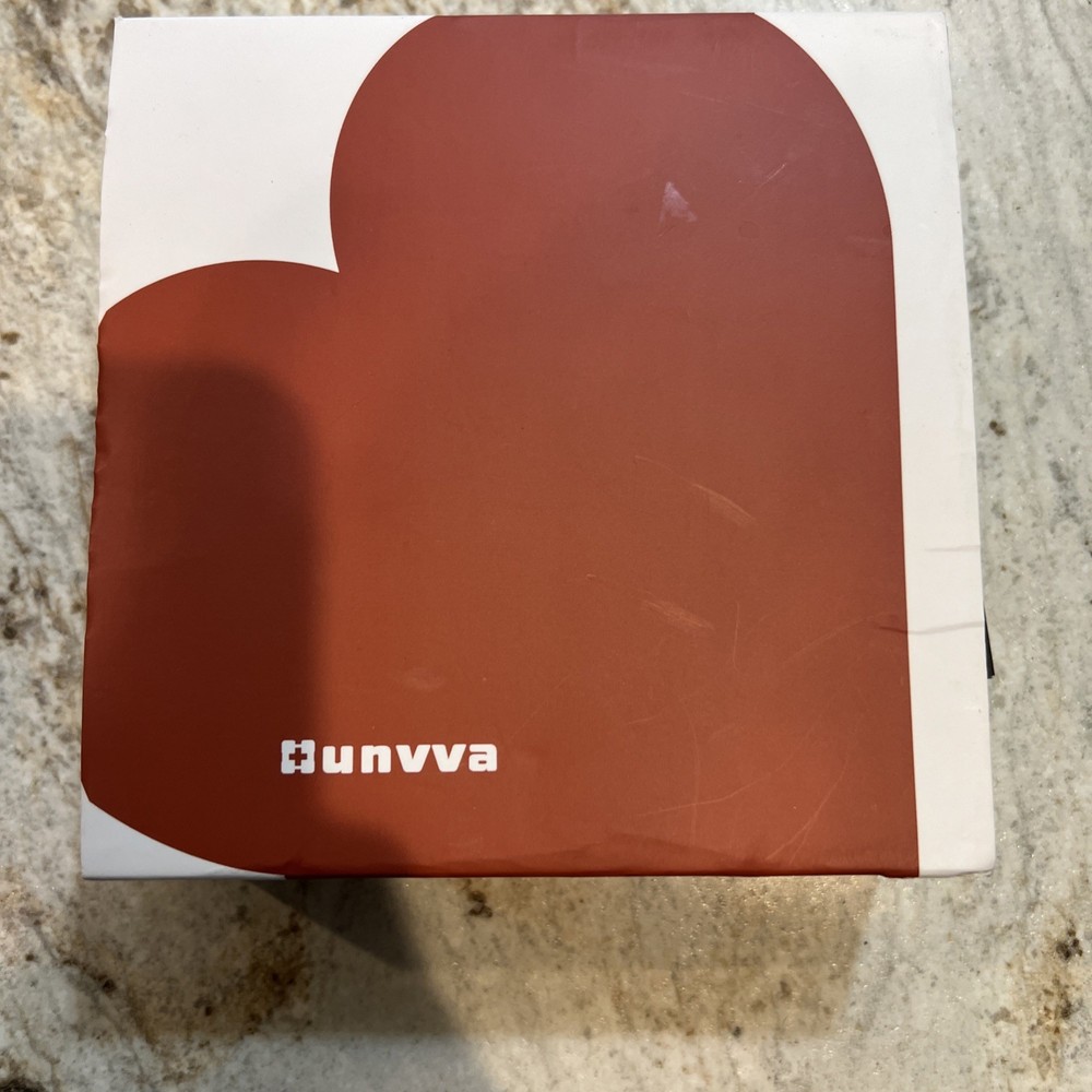 Facial Toning Device In White By Bunvva