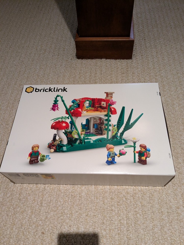 LEGO Mushroom House 910037 Bricklink Designer Program