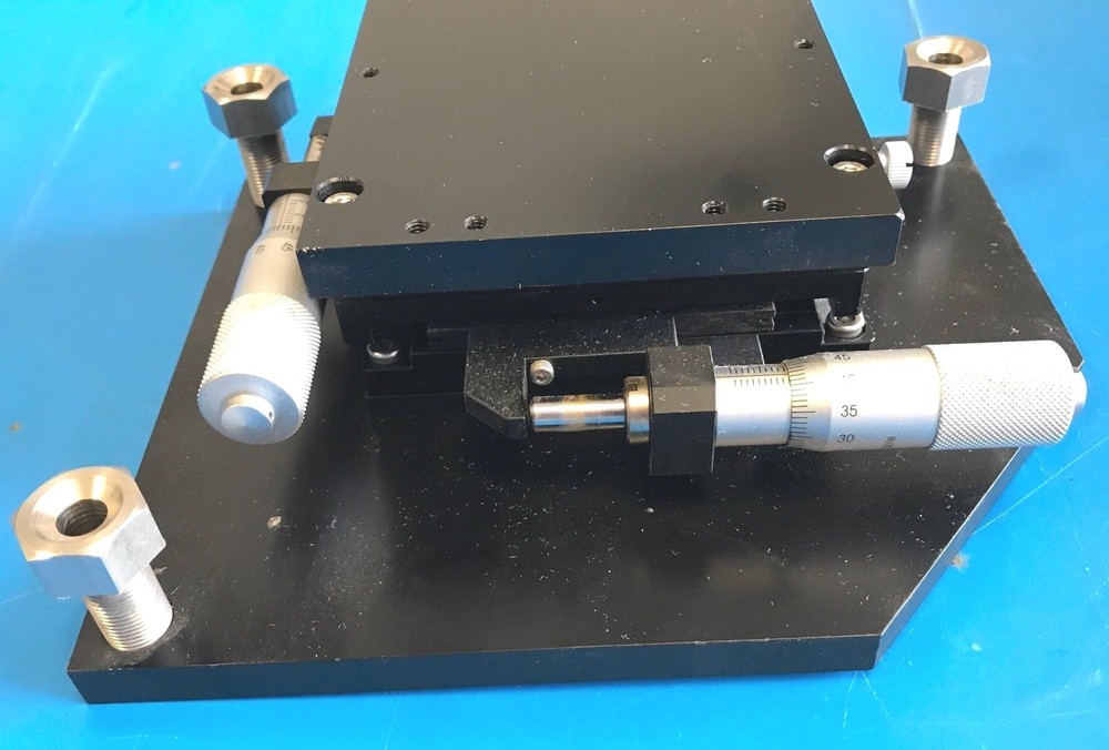 SURUGA SEIKI B23-100 XY CROSSED ROLLER GUIDE STAGE W/BASE & PLATFORM