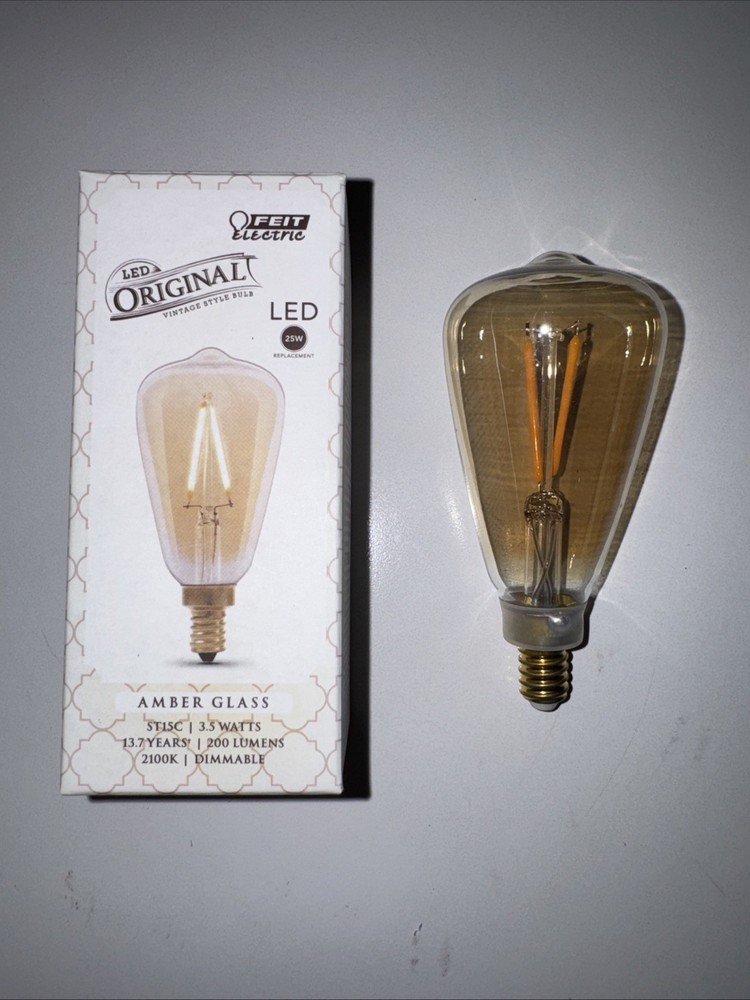 Vintage Retro Edison LED Bulb, ST15C, 25W 200 Lumens Dimmable Candelabra Base