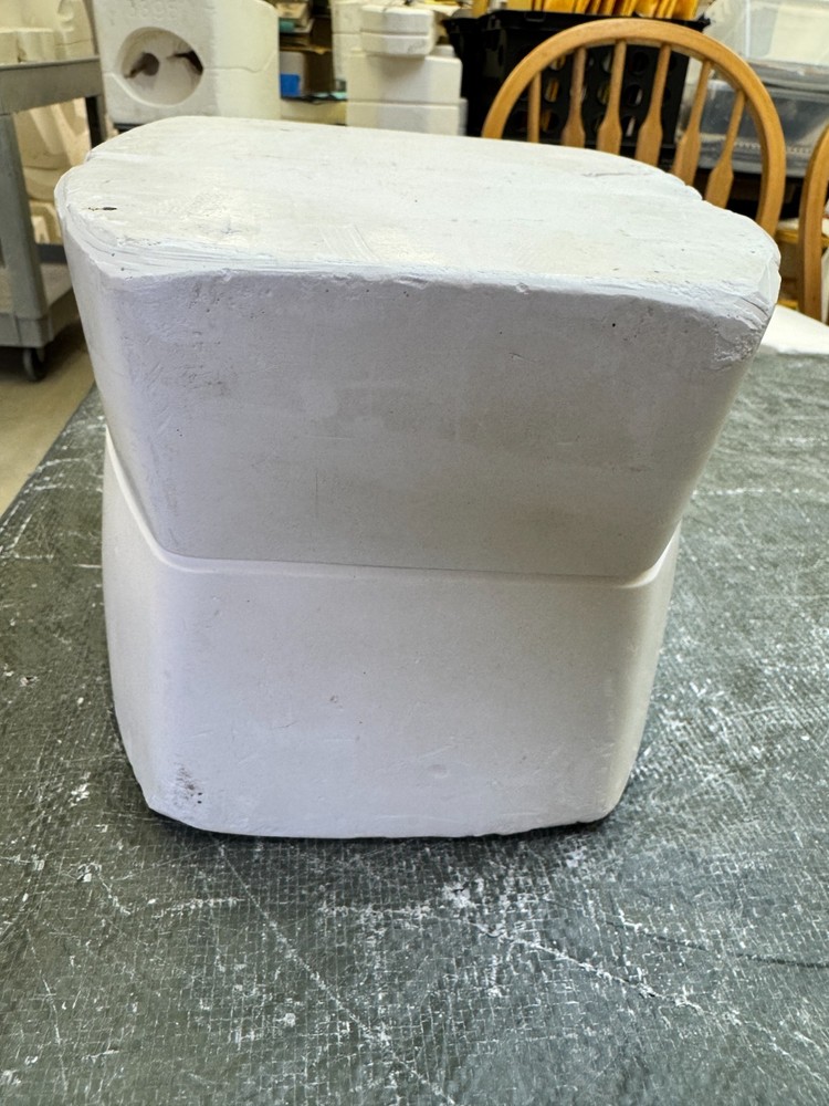 VINTAGE KIMPLE CERAMIC MOLD #912 CAT