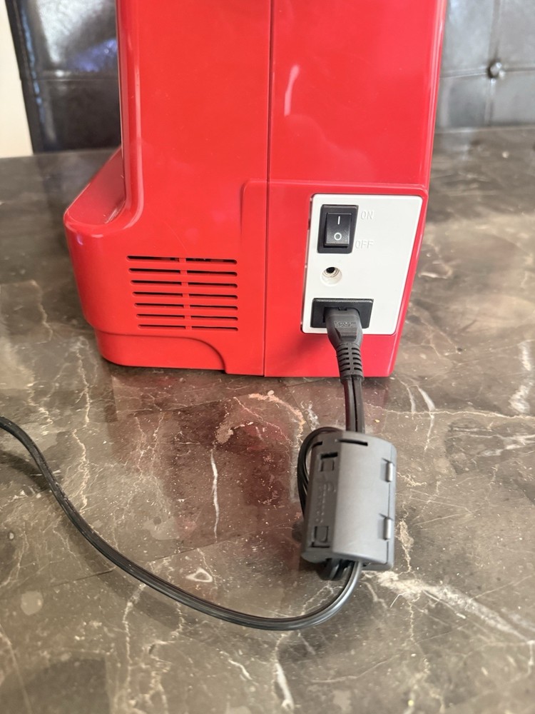 Janome Travel Mate 30 Computerized Sewing Machine TM30