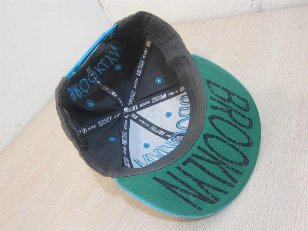 KBETHOS BROOKLYN BASEBALL STYLE ADJUSTABLE STRAPBACK HAT GRAY/TURQUOISE