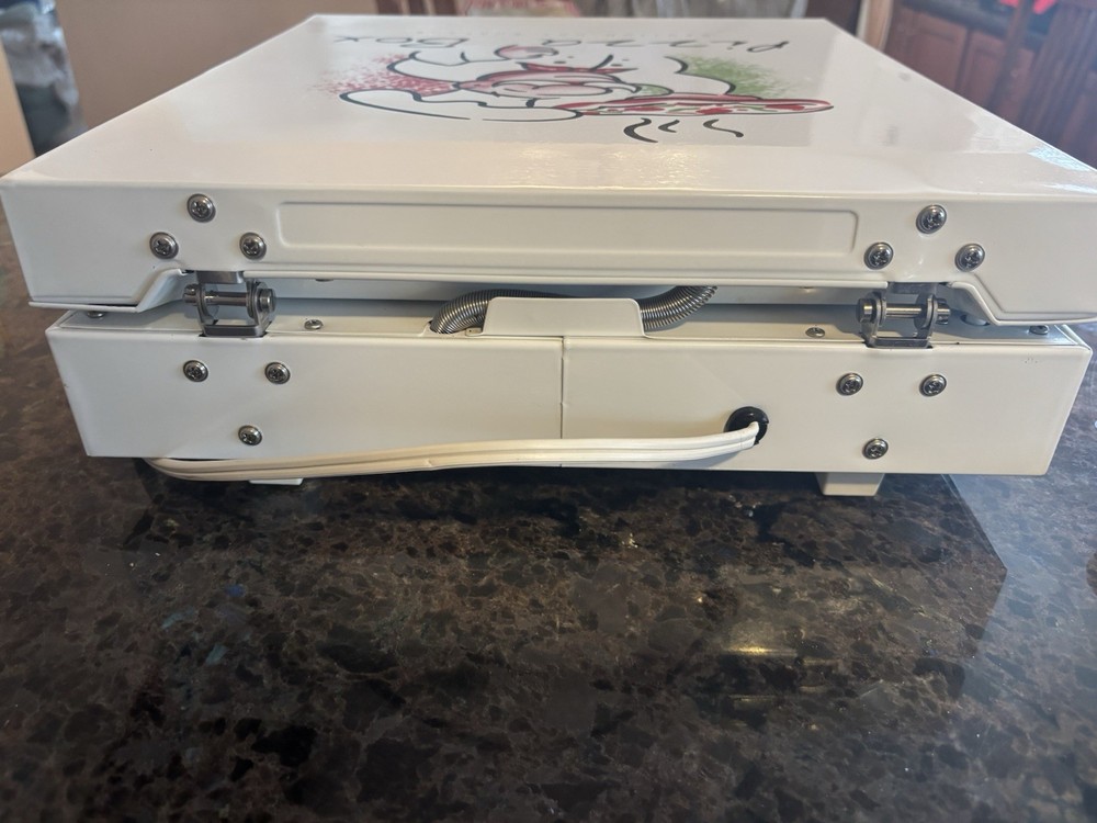 Cuizen Pizza Box Countertop Oven with 12" Rotating Pan
