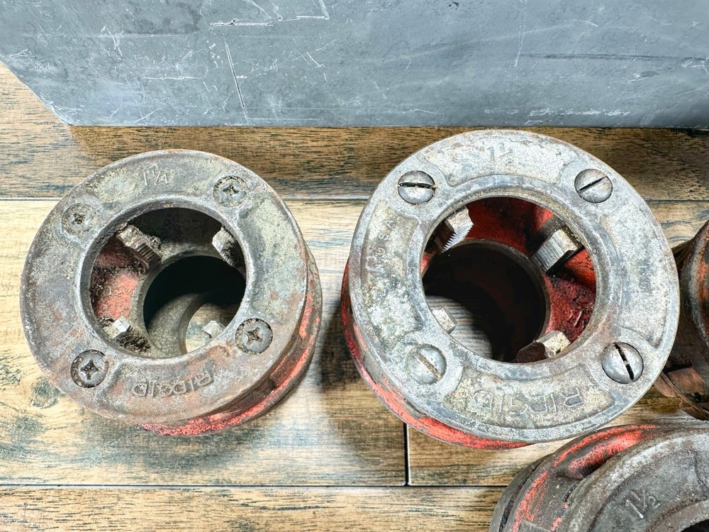 Ridgid 12-R Pipe Threader Die Head Set 12R Threading Dies G653