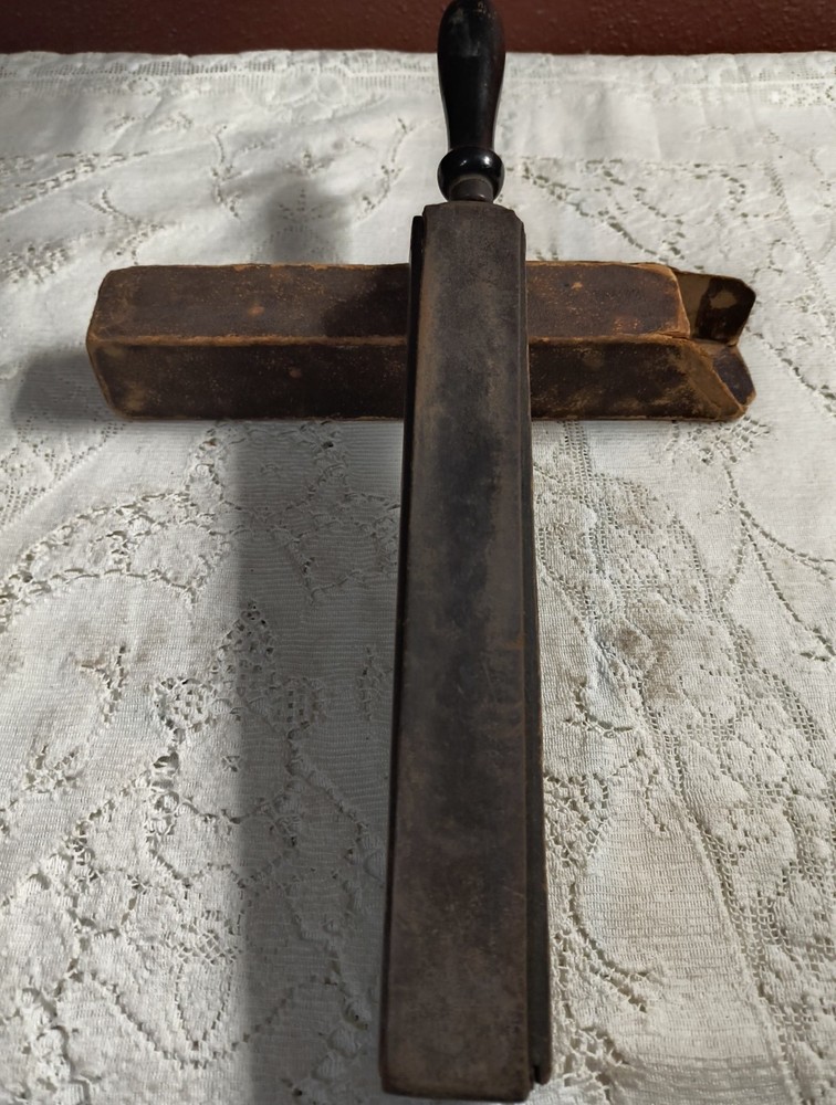 Antique Combination Strop With Box Black Handle Massachusetts