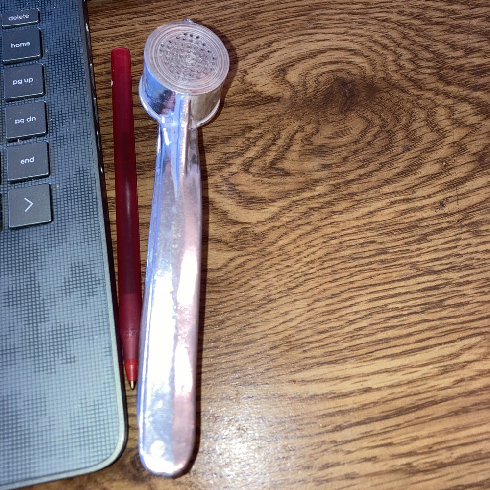 Vintage Aluminum Unbranded Garlic Press -