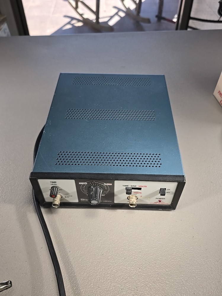 Heathkit Precision Oscilloscope Calibrator 1G-4244 Modified, Power On Tested