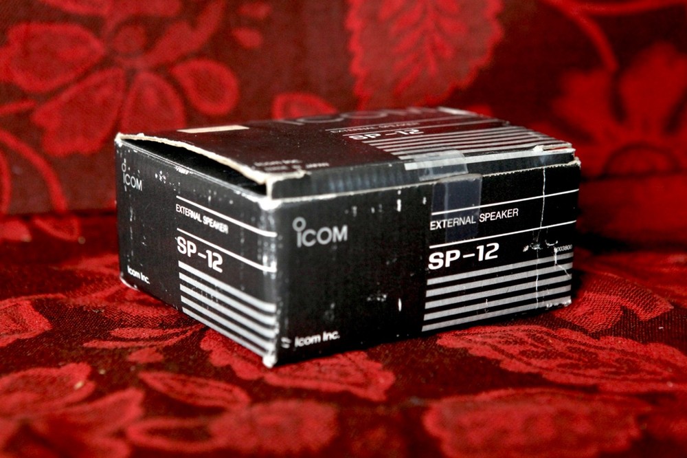 ICOM SP-12 External Speaker NEW IN BOX (NIB)