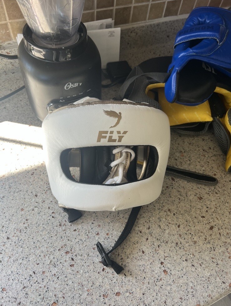 Fly Premium Boxing Headgear M
