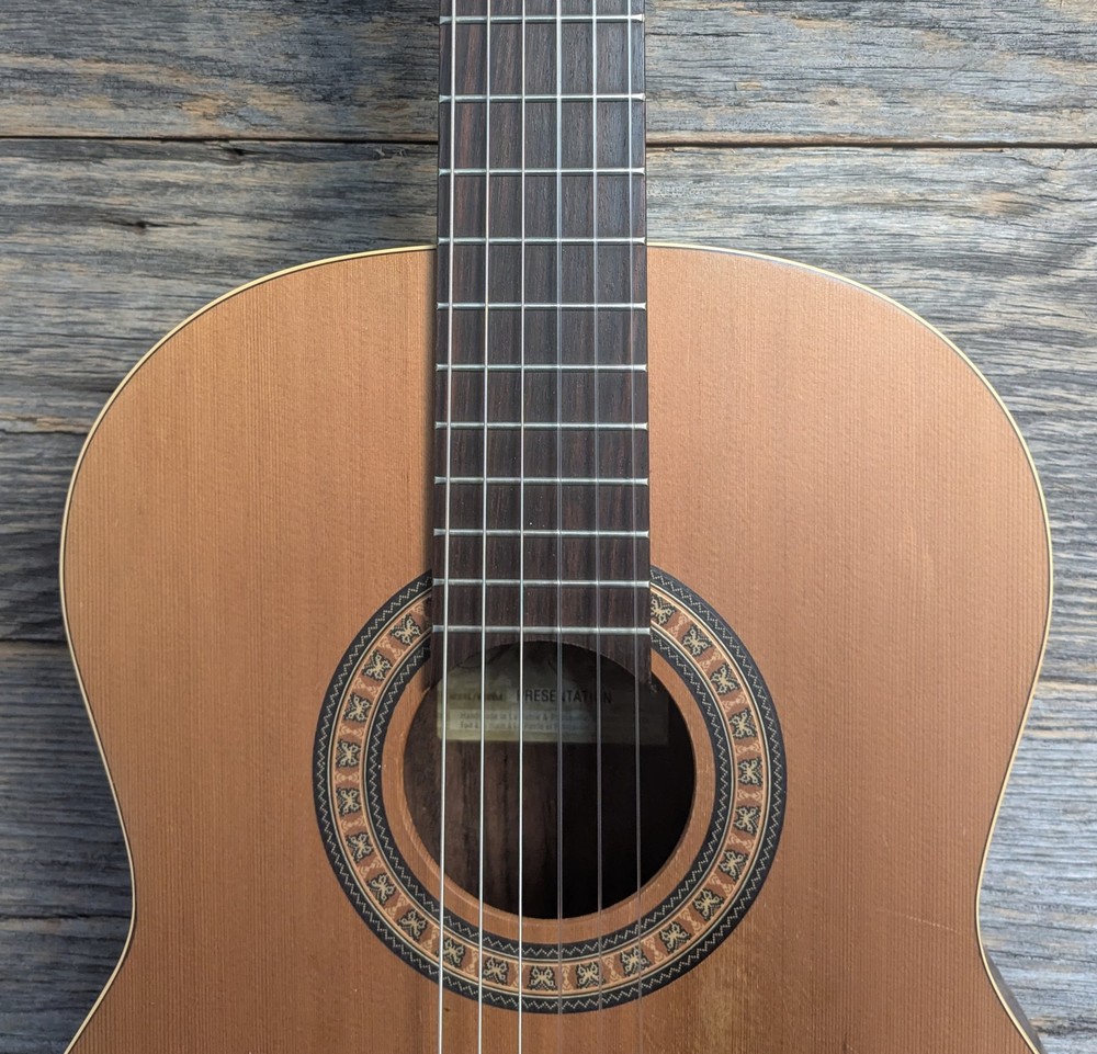 Used La Patrie Presentation Nylon String Classical Solid Cedar - Natural w/OHSC