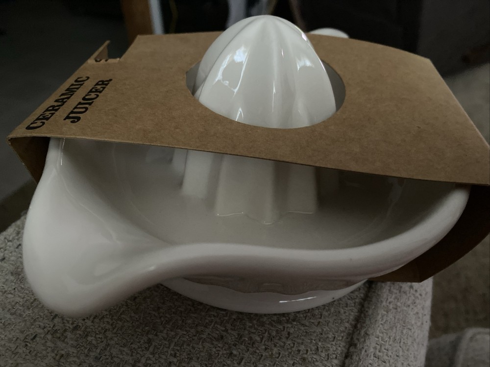 White Ceramic Glass Hand juicer