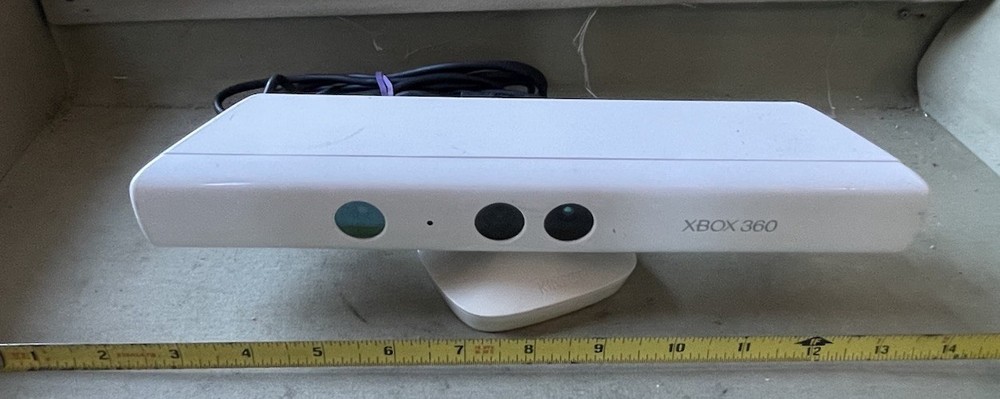 Microsoft Xbox 360 Kinect Sensor - White - Tested Working