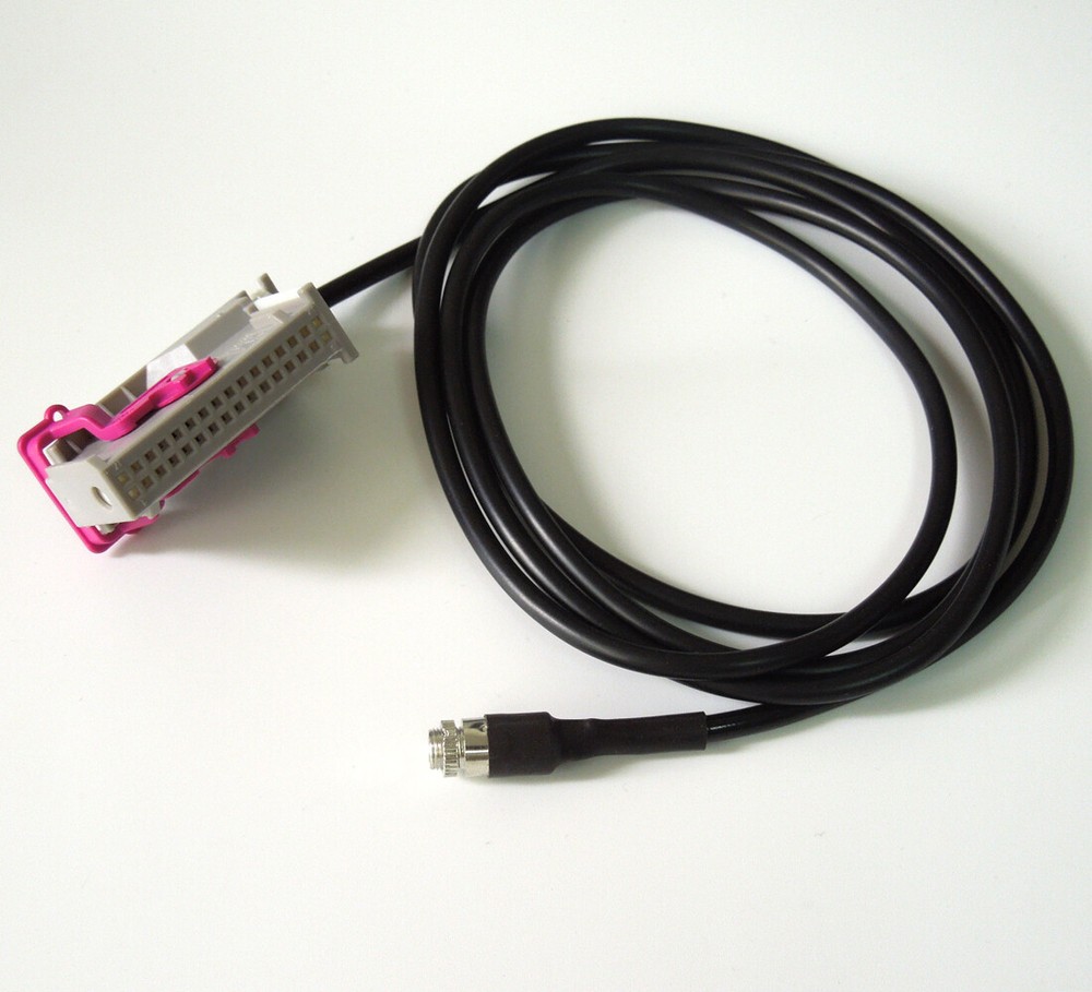 Car RNS-E Navigation Plus Aux Input 32-Pin Female Cable For Audi A6 A8 TT A3 A4