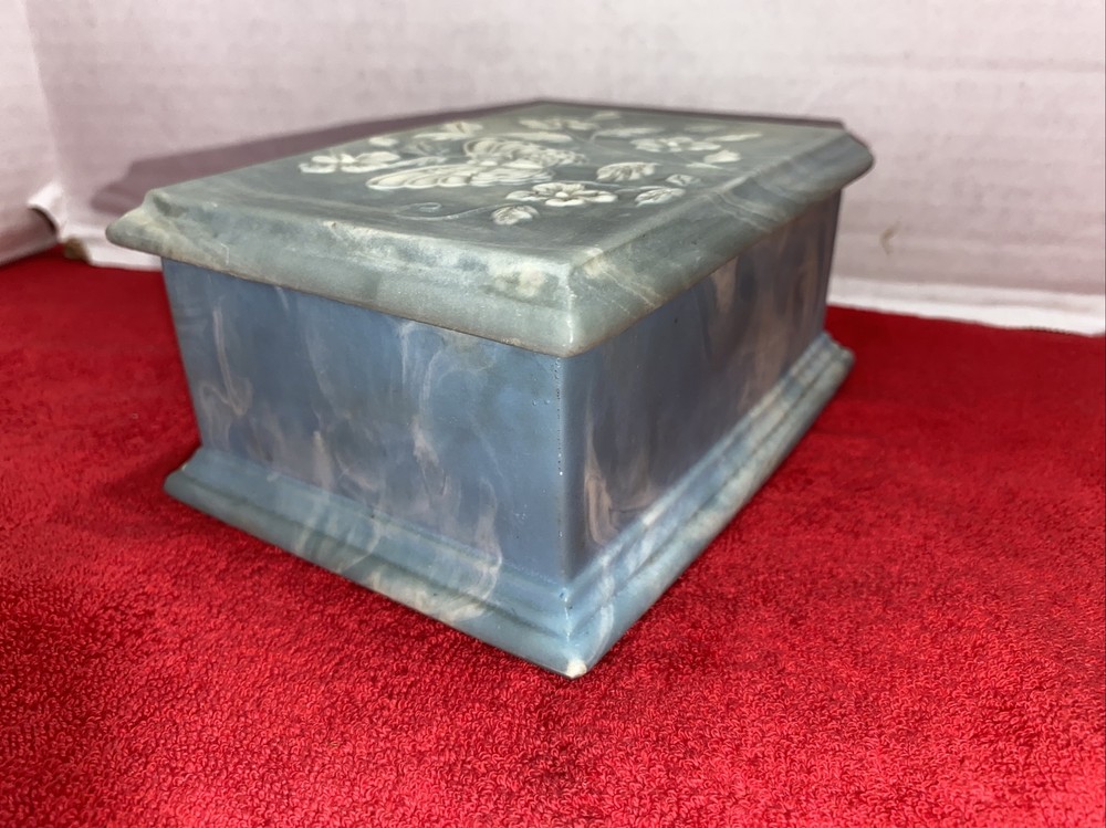 Signed Stone Hinged Music Jewelry Box Samkyo
