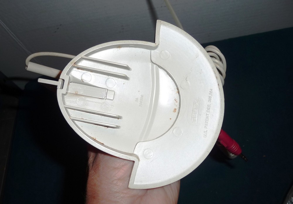 2 Telex Desktop Computer Freestanding Microphone M40 700358