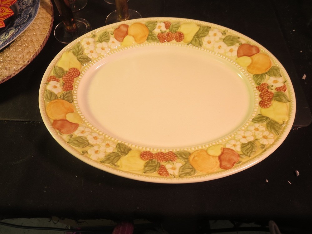 Vernonware Metlox Della Robbia 14-1/2" Oval Platter
