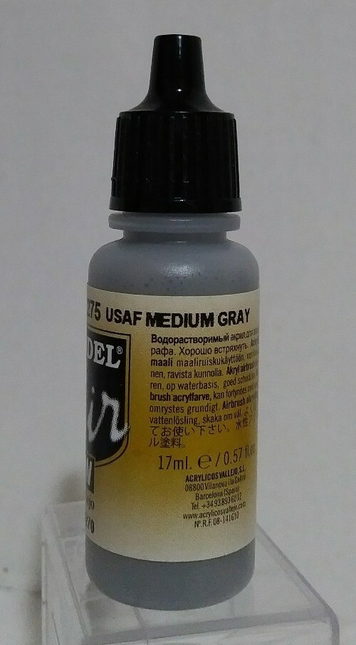 Vallejo Model Air 71.275, USAF Medium Gray FS36270.