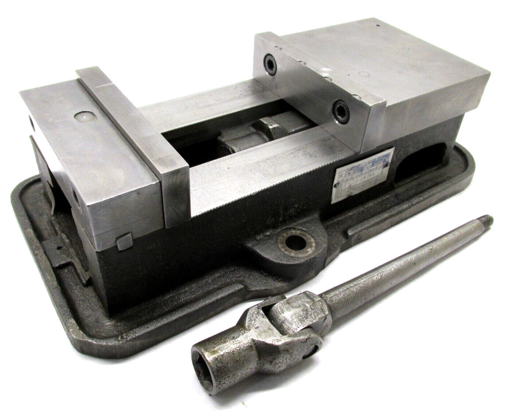 KURT ANGLOCK 6" MILLING MACHINE VISE w/ JAWS & HANDLE - #D60