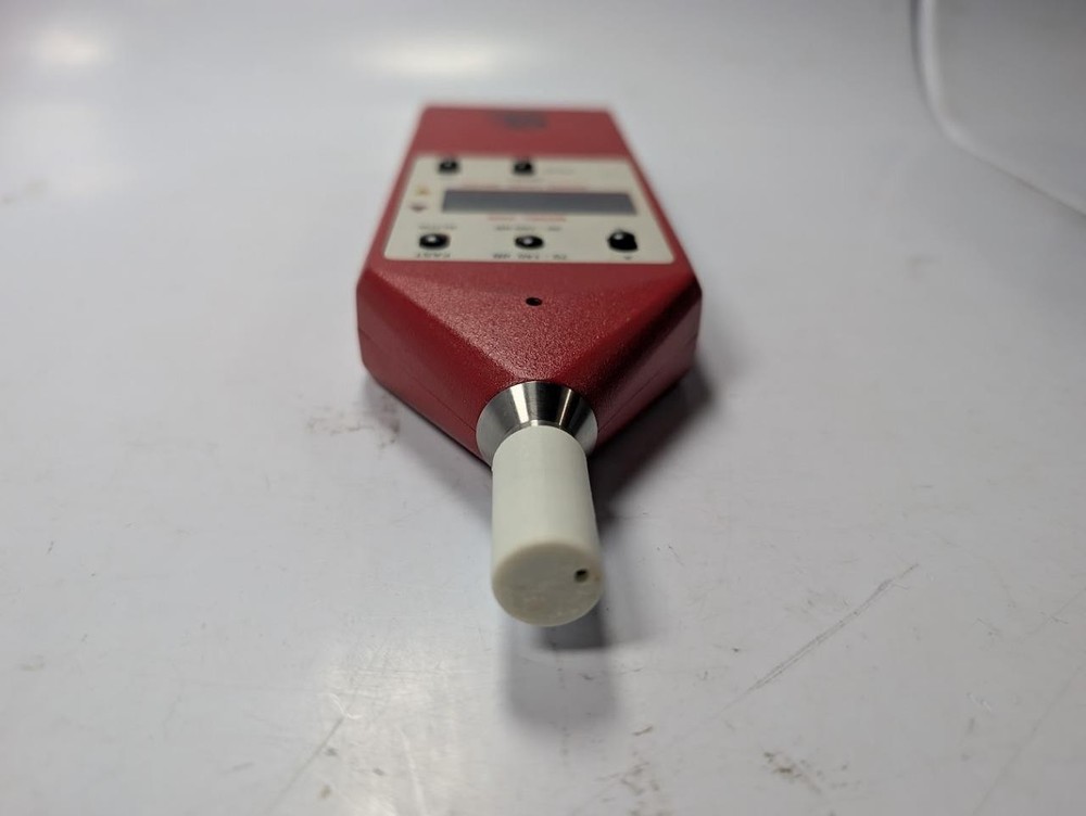 Quest Technologies 2400 Sound Level Meter w/ Case