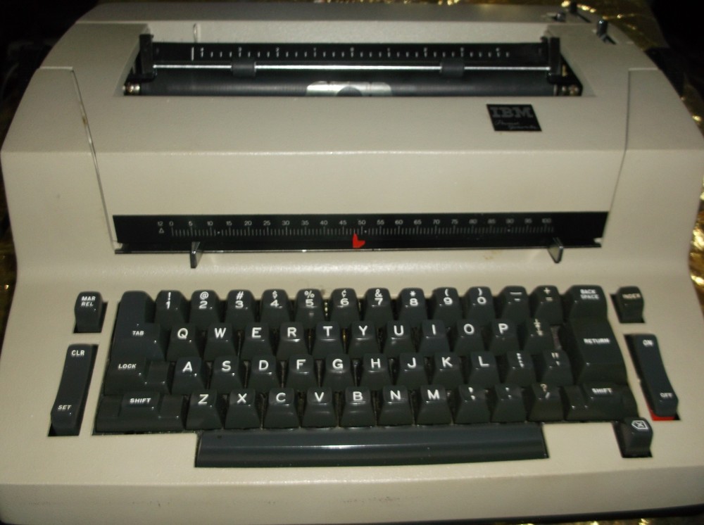 IBM  Personal Self-Correcting Typewriter Serviced And Tested All Functions Work