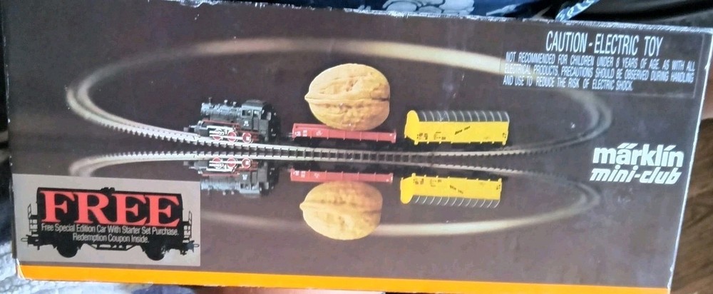Vintage MARKLIN MINI-CLUB Z-SCALE TRAIN SET Original Box