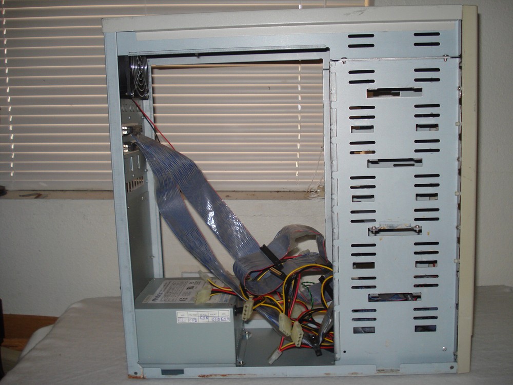 VINTAGE GENERIC SCSI EMPTY PC ATX TOWER COMPUTER CASE -ANTEC POWER SUPPLY-