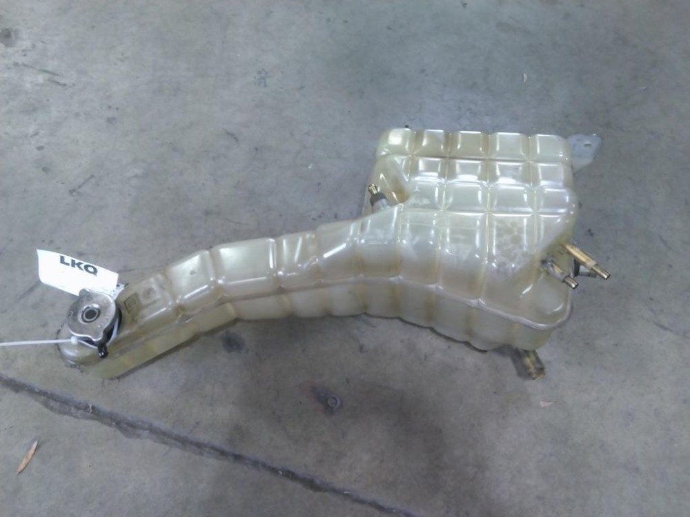 For 2007 FREIGHTLINER M2 106 RADIATOR OVERFLOW TANK ,  MD
