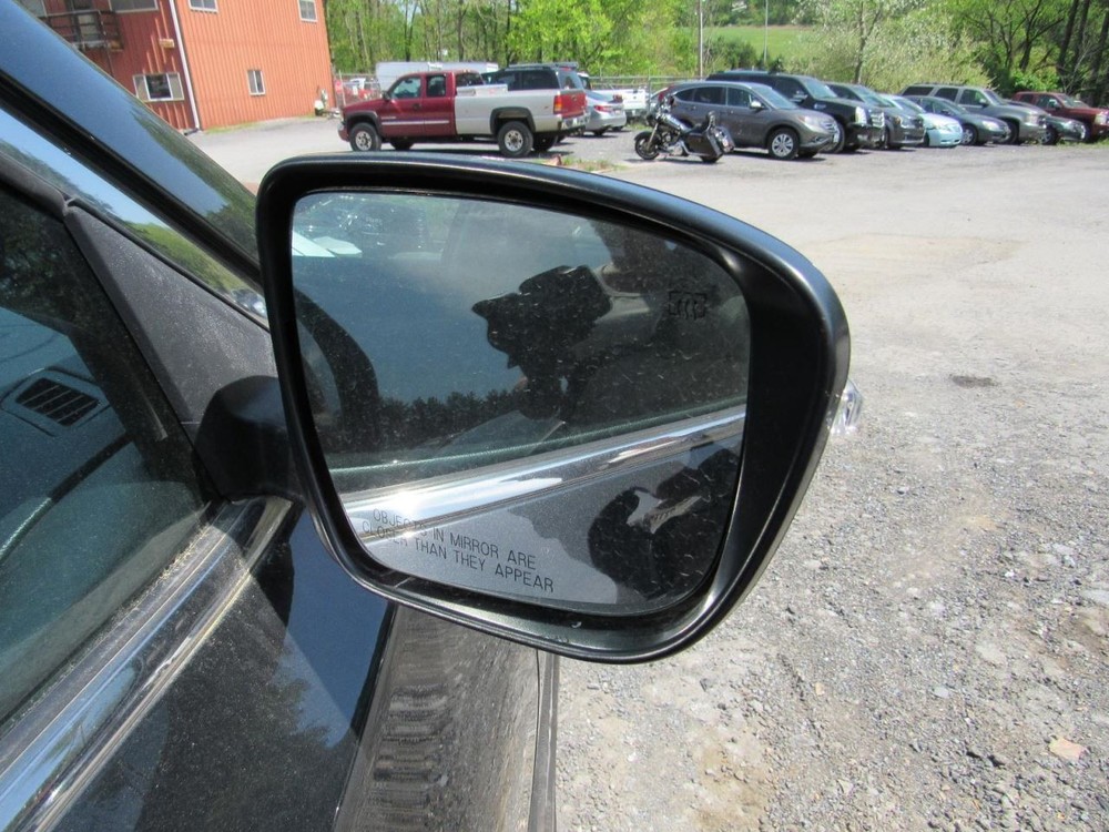 ROGUE 2016 Glove Box 1045508