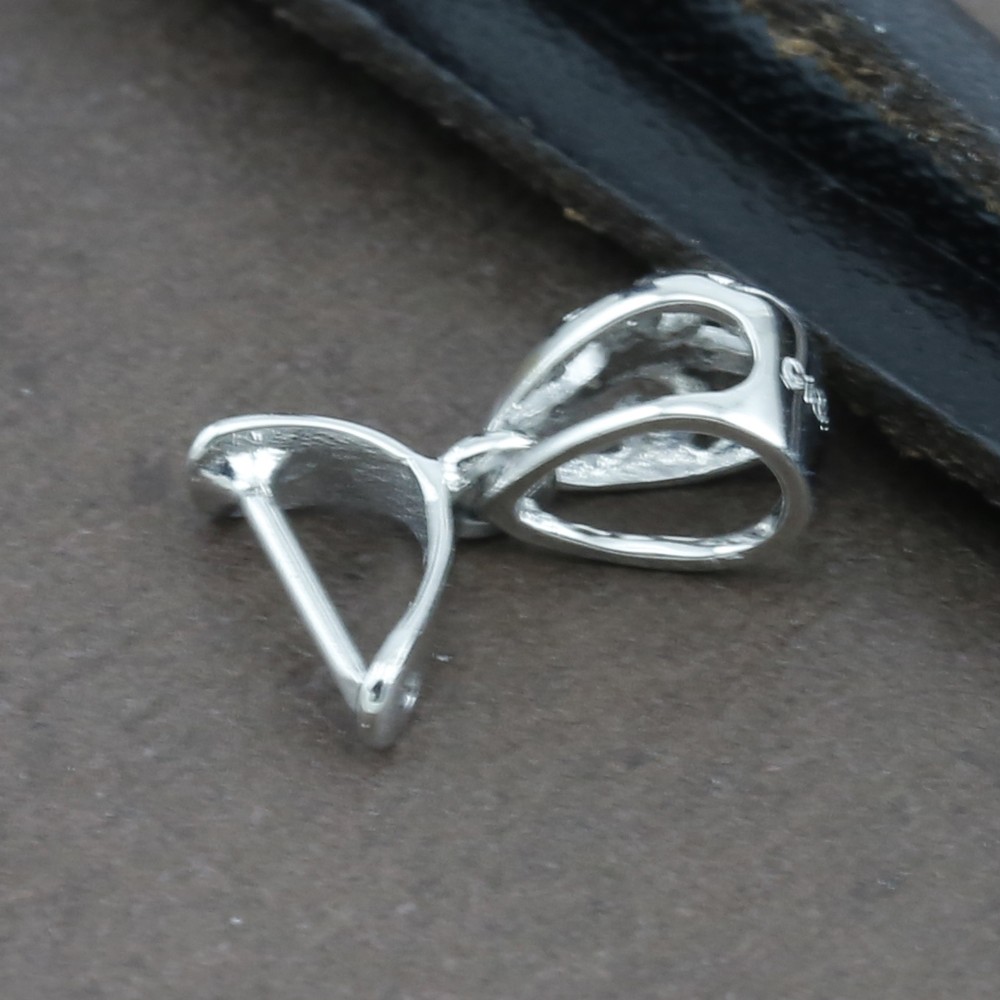 Genuine Solid 18CT White Gold Jade Clip Filigree Bail