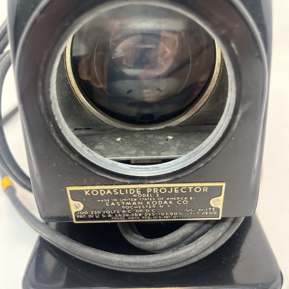 Vintage Kodaslide Projector Model 2 Black - Not Tested