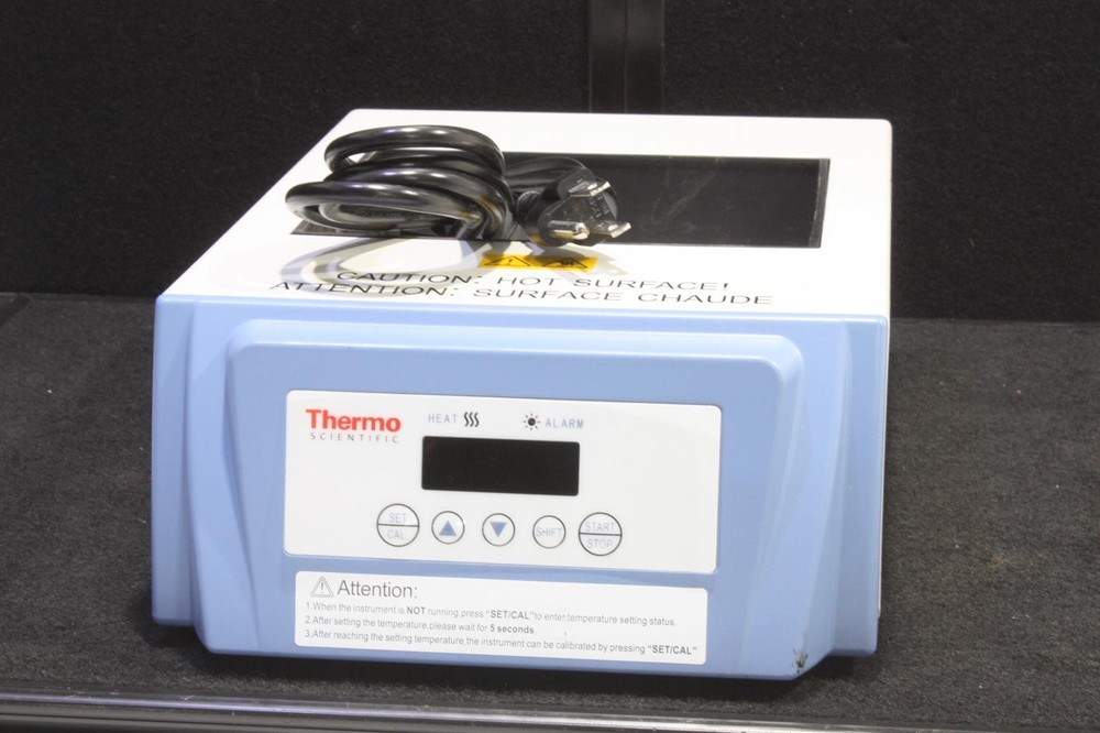 THERMO SCIENTIFIC CAT 88870005  Drybath Stdrd 2 blck 200-240V  Heater SKU 219957