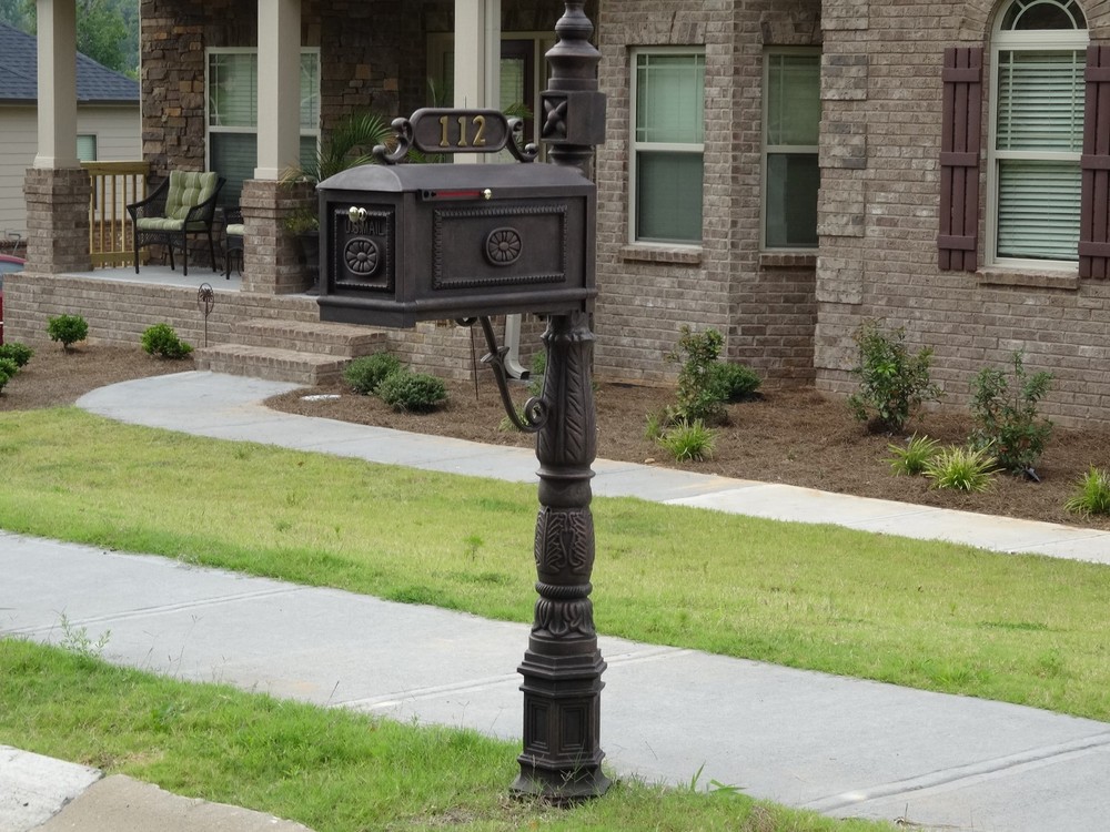 Better Box Mailboxes - BRONZE - Classic Decorative Cast Aluminum Mail Box BB-R