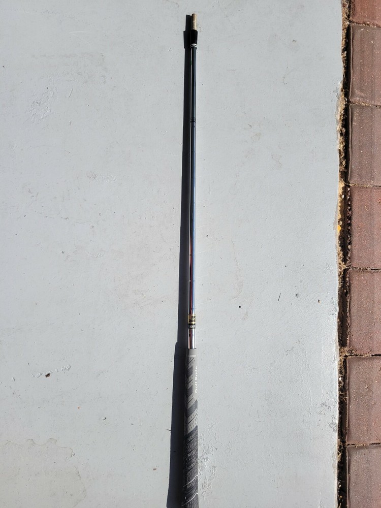 True Temper Dynamic Gold Wedge Shaft 33.5” with mint golf pride mccplus4 grip