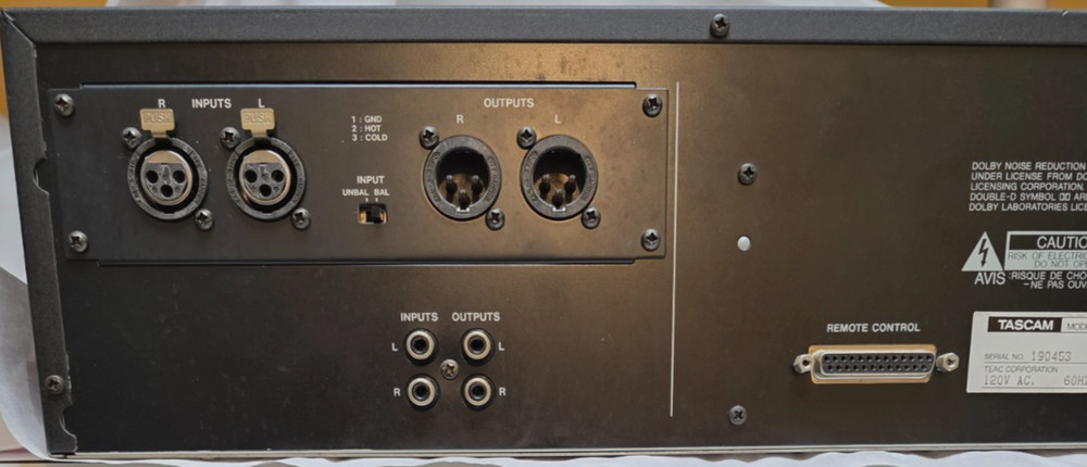 Tascam 122mkIII Pro 3-Head Rackmount Cassette Deck (Black)