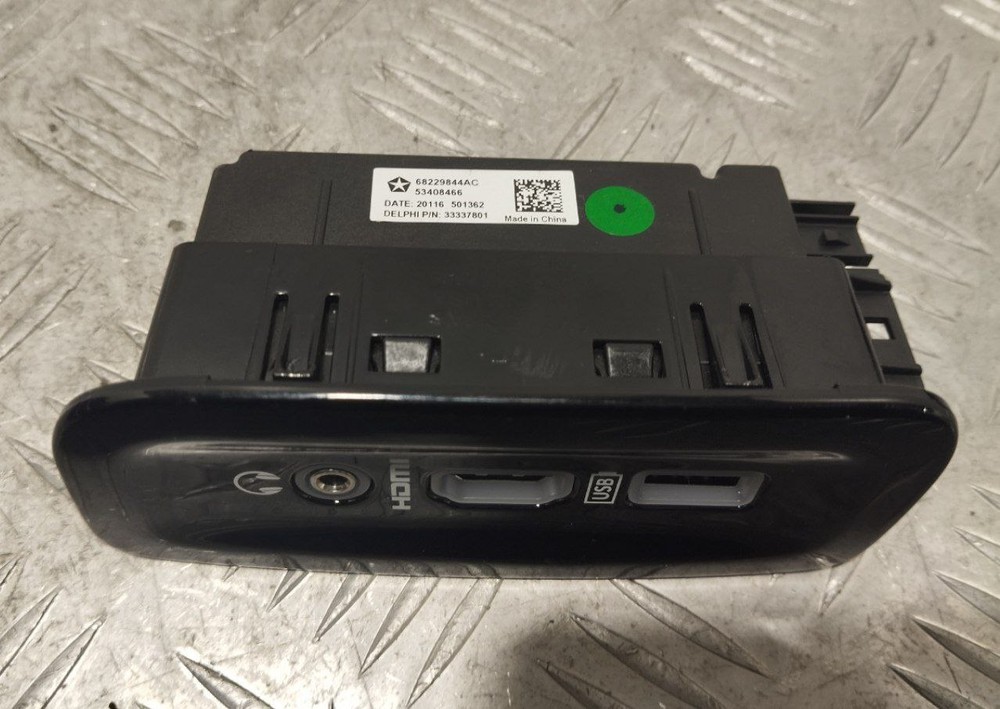 Input device Chrysler Pacifica 2017 AUX USB 68229844AC