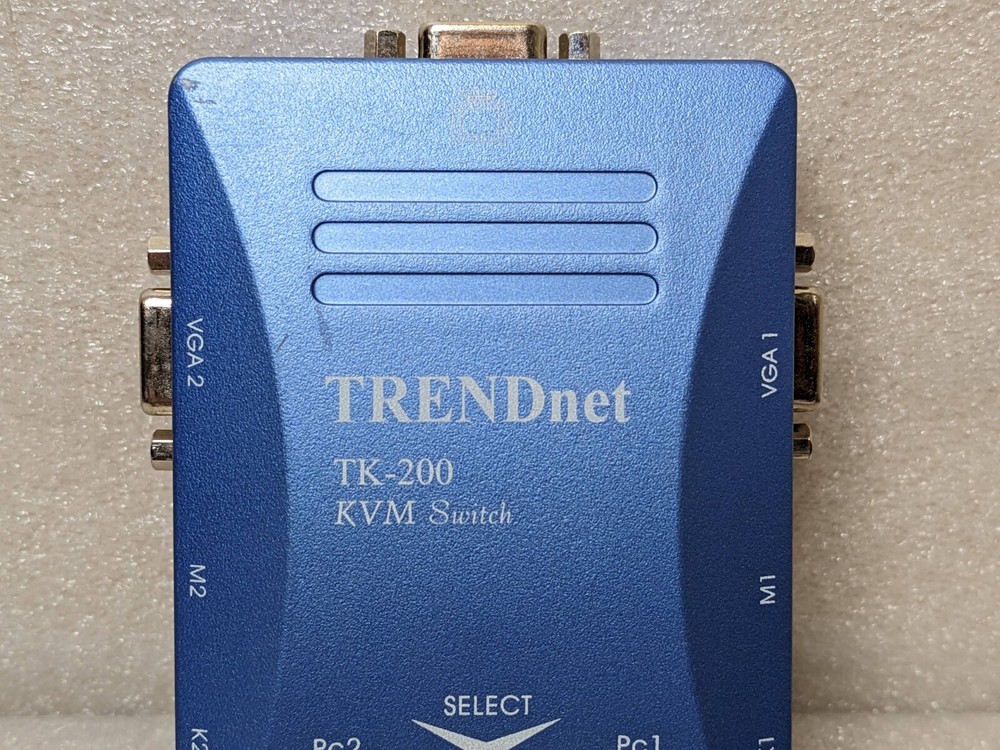 TRENDnet TK (TK200K) 2-Ports External KVM / audio switch PS/2 (T2)