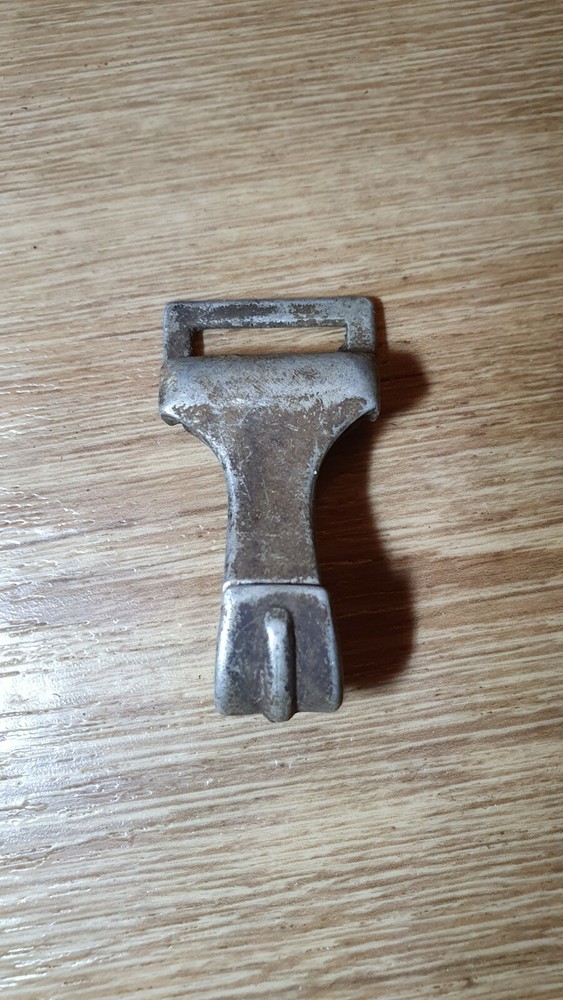WW2 WWII German aluminum hook.#115#