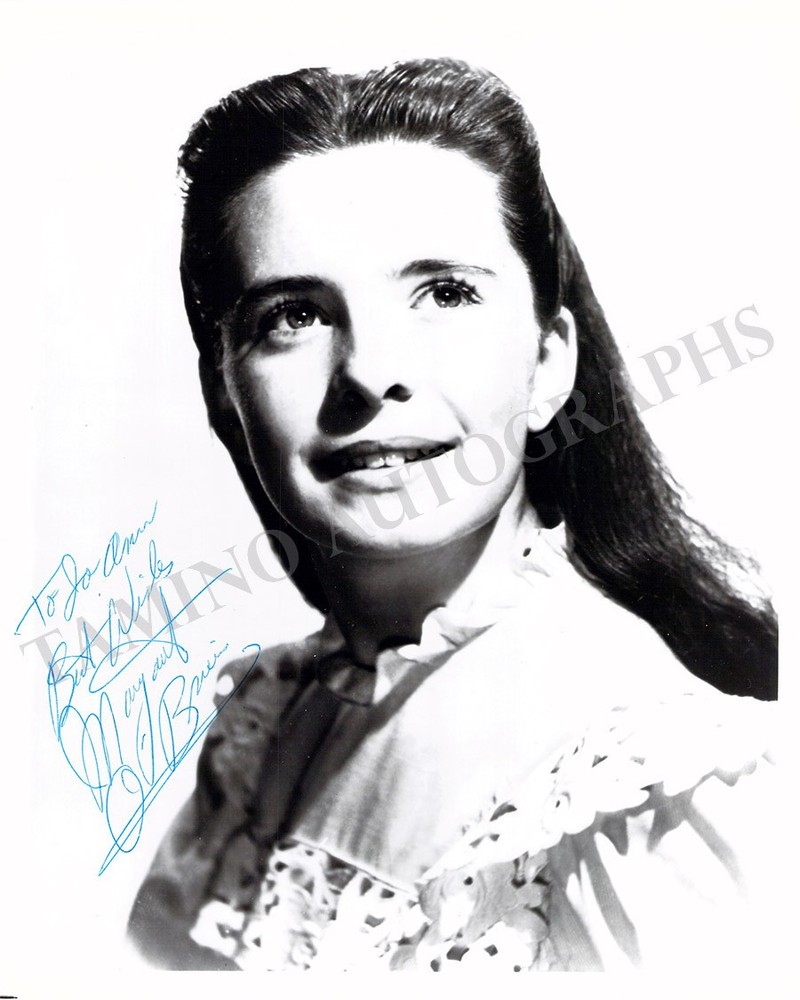O'Brien, Margaret - Signed Photograph