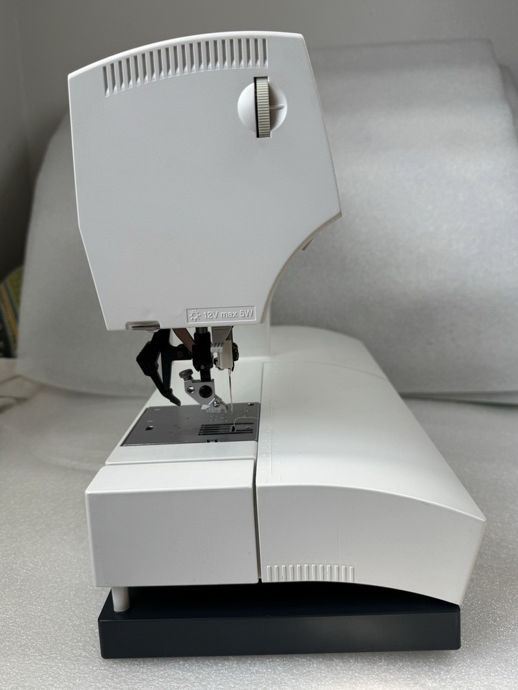 PFAFF Performance 2056 Sewing Machine Tested Working Storage Case