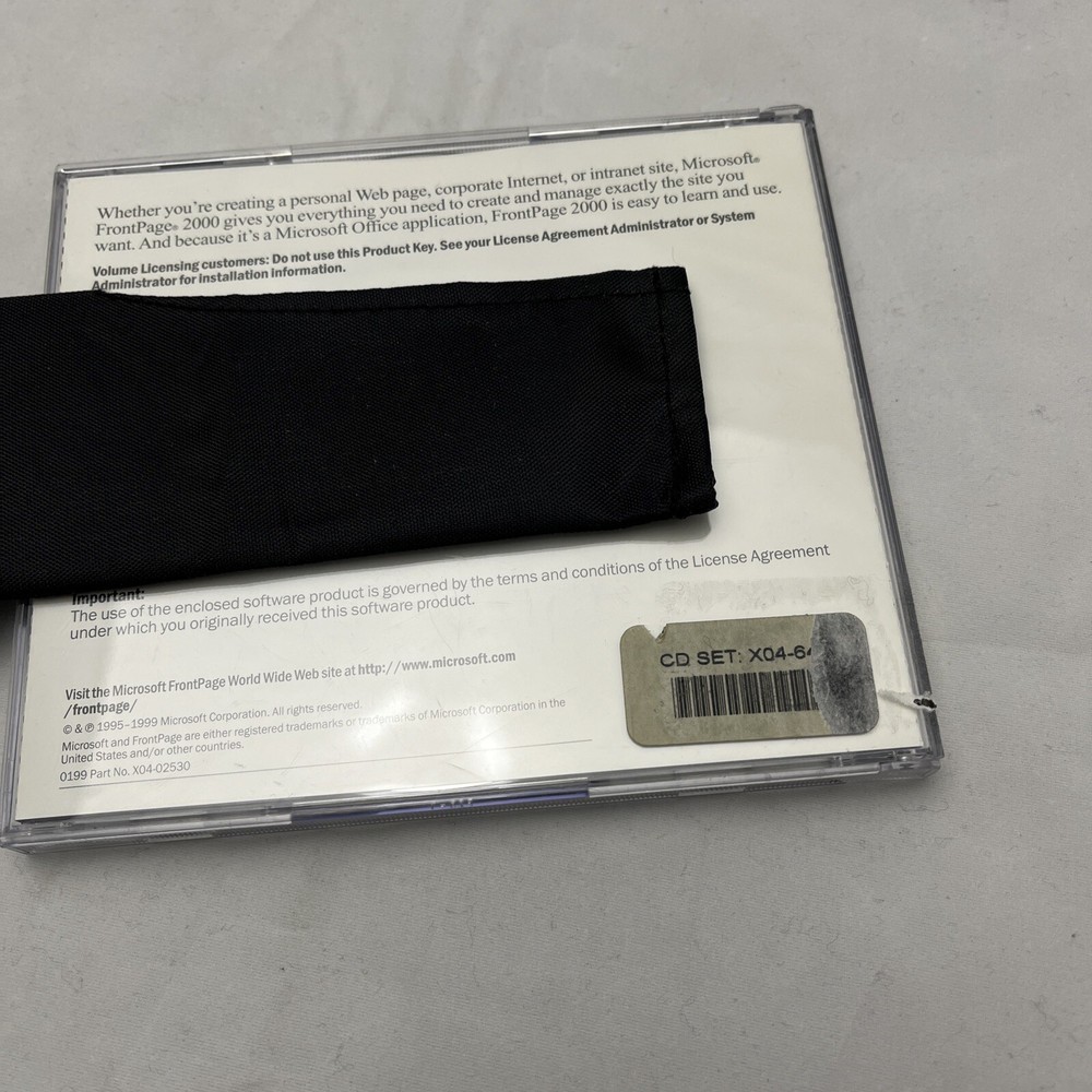 Microsoft Frontpage 2000 - Not for Retail Version Vintage Software for Windows