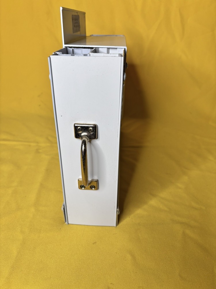 Starrco SS3000 Modular Dual Sided Wall Outlet