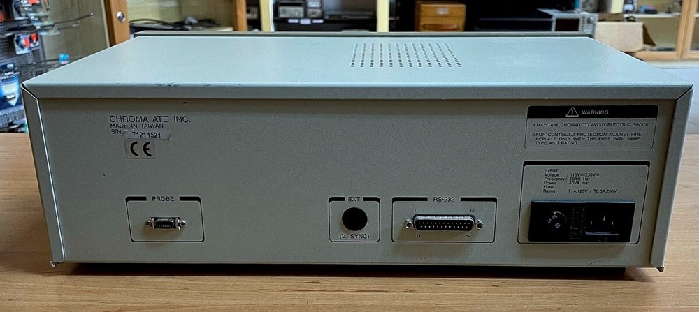 Chroma 7120 Color Analyzer with Measuring Probe