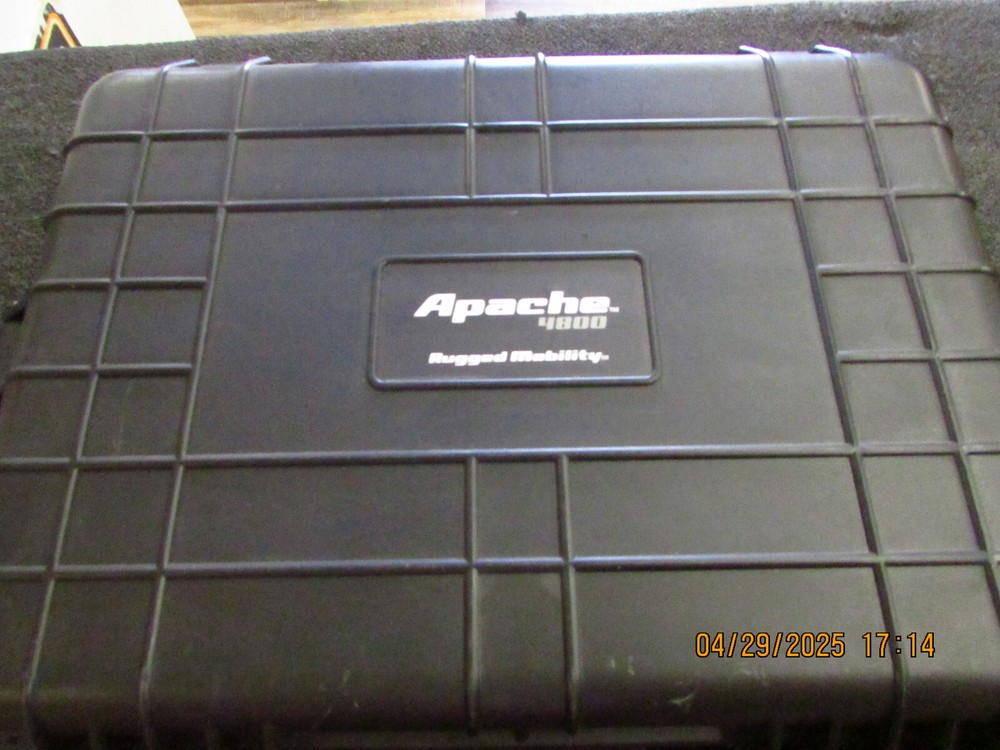 Fractal Audio Systems AX8 Amp Modeler/Multi-FX Processor - Black