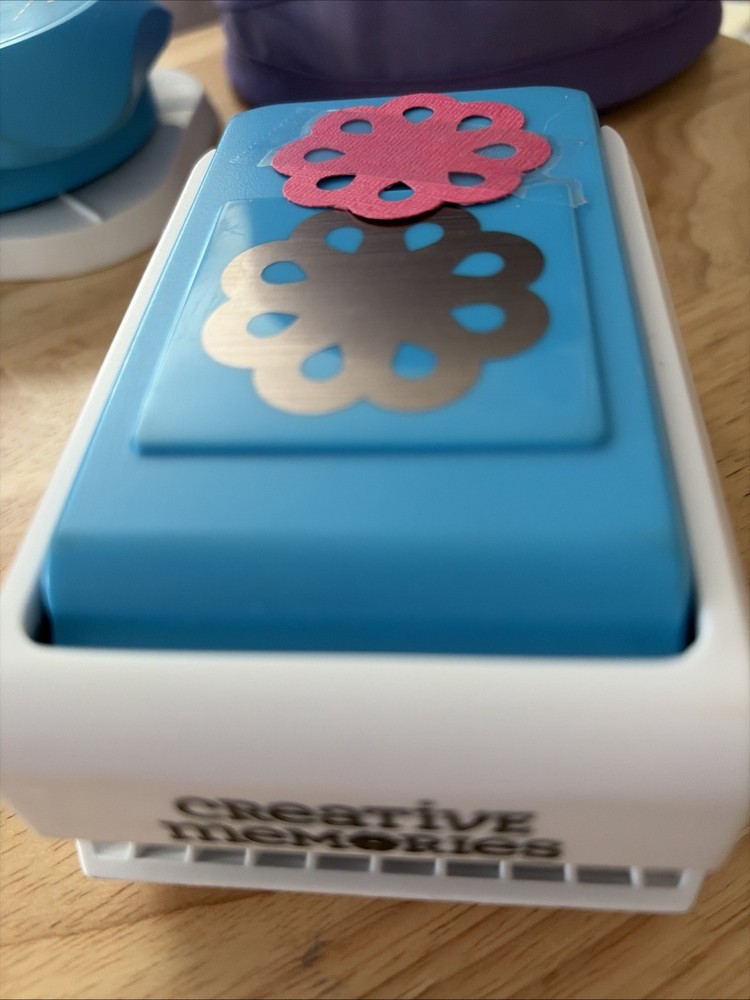 Creative Memories Dewdrop Punch